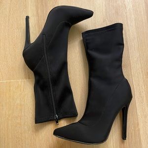 FashionNova Black Stretch low calf ankle boots